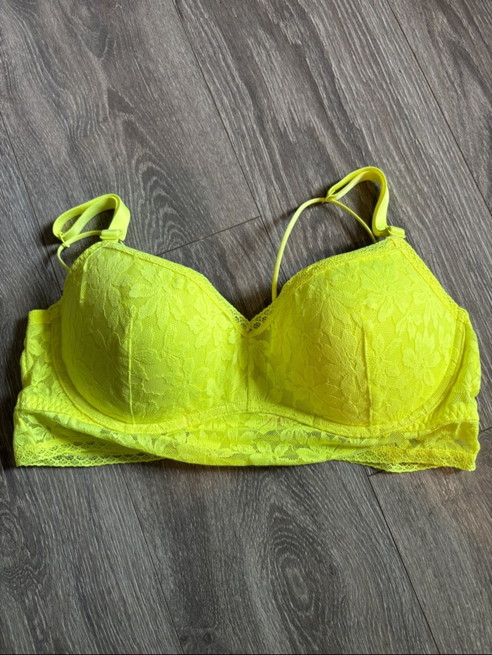 Lace push-up Bralette in Neon Yellow XL